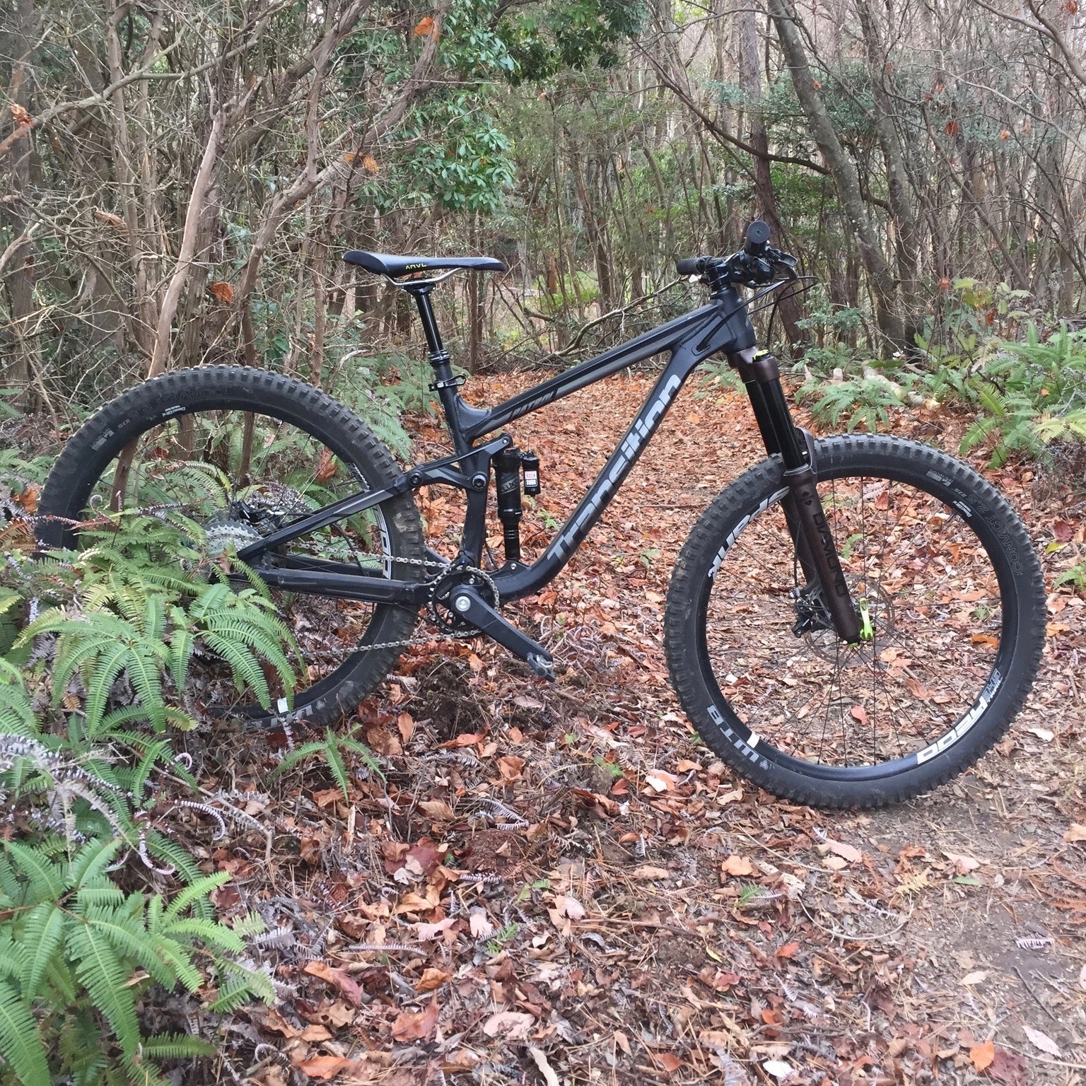 フルサスMTBが気になる方へ。僕がサンタクルーズ Tall boyを購入した