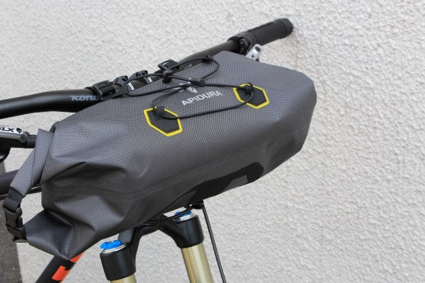 Apidura/アピデュラ 防水バッグ!ハンドルバッグと大型サドルバッグ