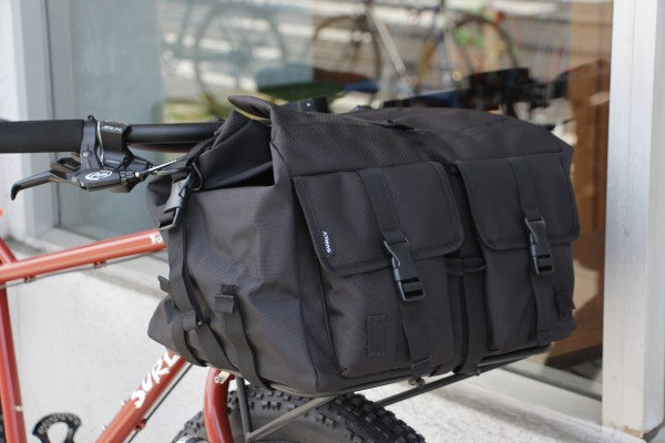 サーリーにぴったり合うフロントバッグはコレ！Surly Porter House