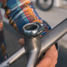 Load image into Gallery viewer, 2012 Salsa Cycles Ala Carte Ti チタンフレームセット(Salsa Cycles)の商品画像(写真1)