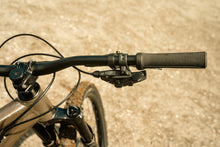 Load image into Gallery viewer, 【予約受付中/10月上旬発売予定】Un Authorized 16apm アルミハードテールMTB 完成車