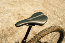 Load image into Gallery viewer, 【予約受付中/10月上旬発売予定】Un Authorized 16apm アルミハードテールMTB 完成車