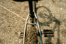 Load image into Gallery viewer, 【予約受付中/10月上旬発売予定】Un Authorized 16apm アルミハードテールMTB 完成車