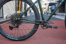 Load image into Gallery viewer, KONA LBF Mサイズの中古完成車(店頭試乗車)