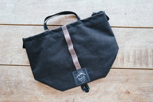 Load image into Gallery viewer, RawLow Mountain Works Tabitibi Tote ロウロウマウンテンワークス タビチビトート(RawLow Mountain Works)の商品画像(写真1)
