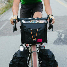 画像をギャラリービューアに読み込む, *SWIFT INDUSTRIES* custom peregrine randonneur bag 12L (navy/hotpink)