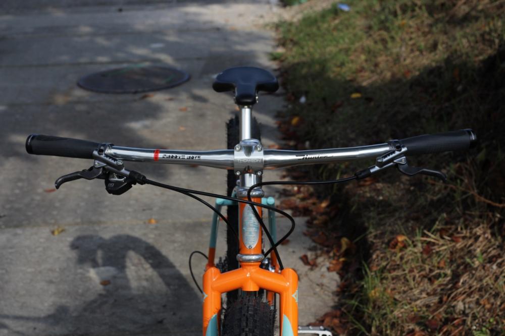 Hunter / Smooth move / Flat Sweeper – Grumpy Bike Shop