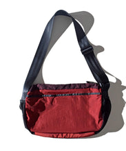 画像をギャラリービューアに読み込む, ELDORESO Supporter Shouler Bag(Burgundy) 公式画像 2