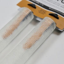 Load image into Gallery viewer, In-store sales only: Jones Kraton H-Grips 165mm CLEAR (for 660mm H-Bar)
