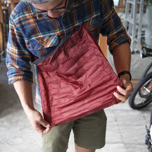 画像をギャラリービューアに読み込む, FAIRWEATHER Packable sacoche フェアウェザー サコッシュ(FAIRWEATHER)の商品画像(写真10)