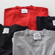 Load image into Gallery viewer, Mike Foregt Merino Wool Base Layer Long Sleeve with Pocket Mike Foregt