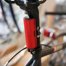 Load image into Gallery viewer, knog BIG COBBER ビッグコバー フラッシングライト ノグ(Knog)の商品画像