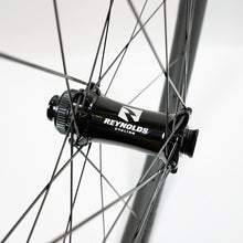 画像をギャラリービューアに読み込む, Reynolds Blacklabel Wide Trail 349 カーボンホイールセット 29er レイノルズ(Reynolds)の商品画像(写真2)