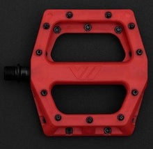 Load image into Gallery viewer, DMR V11 Pastic PEDAL プラスチックペダル(DMR Bikes)の商品画像(写真5)