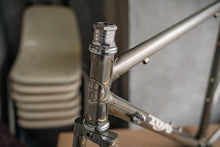 Load image into Gallery viewer, TOYO HOMME ROAD Frameset