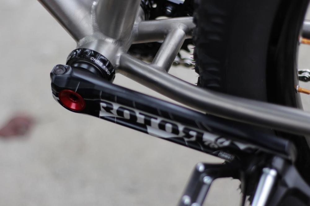 Chris King / Threaded Bottom Brackets