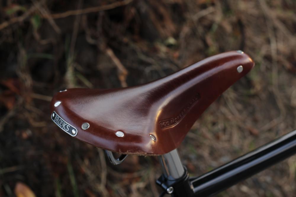 Brooks / TEAM PRO CLASSIC