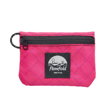 Load image into Gallery viewer, Flowfold Essentialist - Mini Pouch フローフォールド ミニジップポーチ（Flowfold）の商品画像（写真4）
