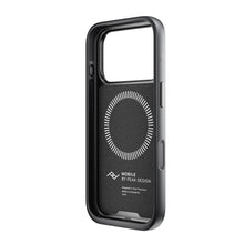 画像をギャラリービューアに読み込む, Peak Design エブリデイケース iPhone 17 Pro チャコール 装着イメージ
