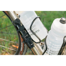 Load image into Gallery viewer, Wolftooth EnCase Pump 40cc with Chain + Tire Plug Multi-Tool
