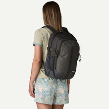 画像をギャラリービューアに読み込む, Patagonia レフュジオ・デイパック 26L
