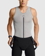 画像をギャラリービューアに読み込む, ASSOS SUMMER NS SKINLAYER P1 GRY アソス ベースレイヤー（ASSOS）の商品画像（写真4）
