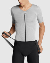 Load image into Gallery viewer, ASSOS Summer Skin Layer P1 GRY (V-neck)

