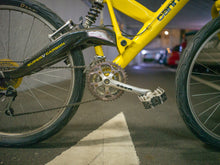 画像をギャラリービューアに読み込む, cannondale SUPER V900 car
