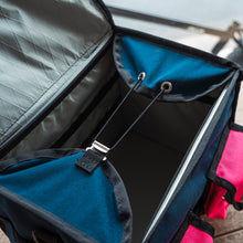 画像をギャラリービューアに読み込む, *SWIFT INDUSTRIES* custom peregrine randonneur bag 12L (navy/hotpink)
