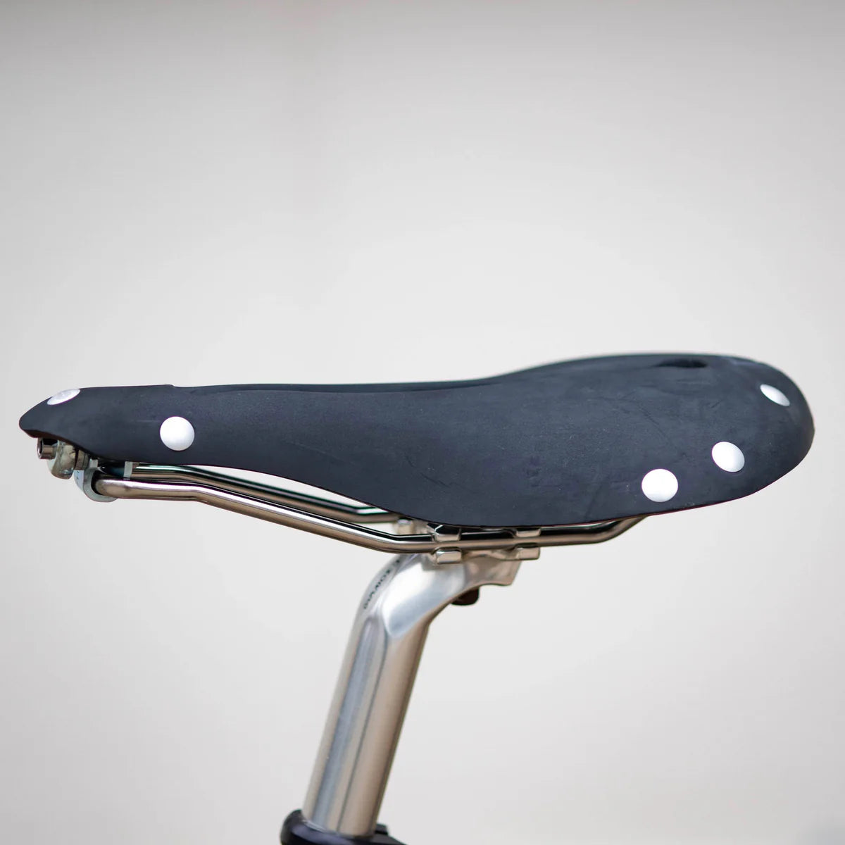 SELLE ANATOMICA R2 Rubber Saddle – Grumpy Bike Shop