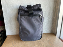 画像をギャラリービューアに読み込む, North St.  Bags アップサイクルド マイクロパニア 14L
