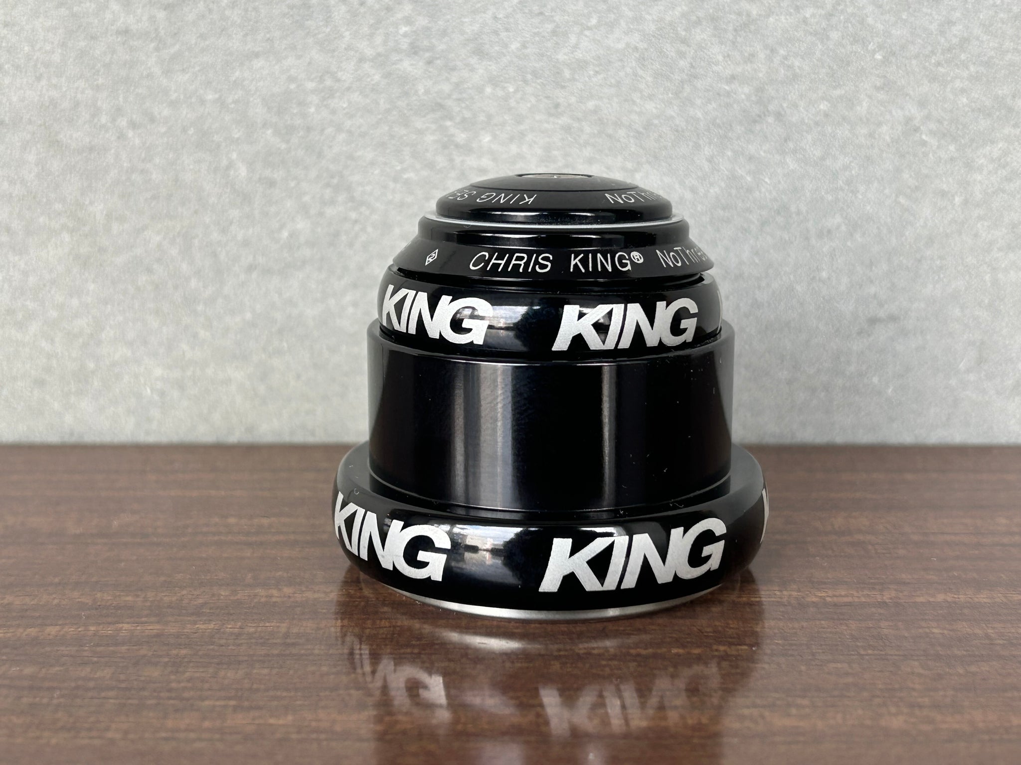 生産終了品】ChrisKing NoThreaded TaperedHeadset (EC34/EC49