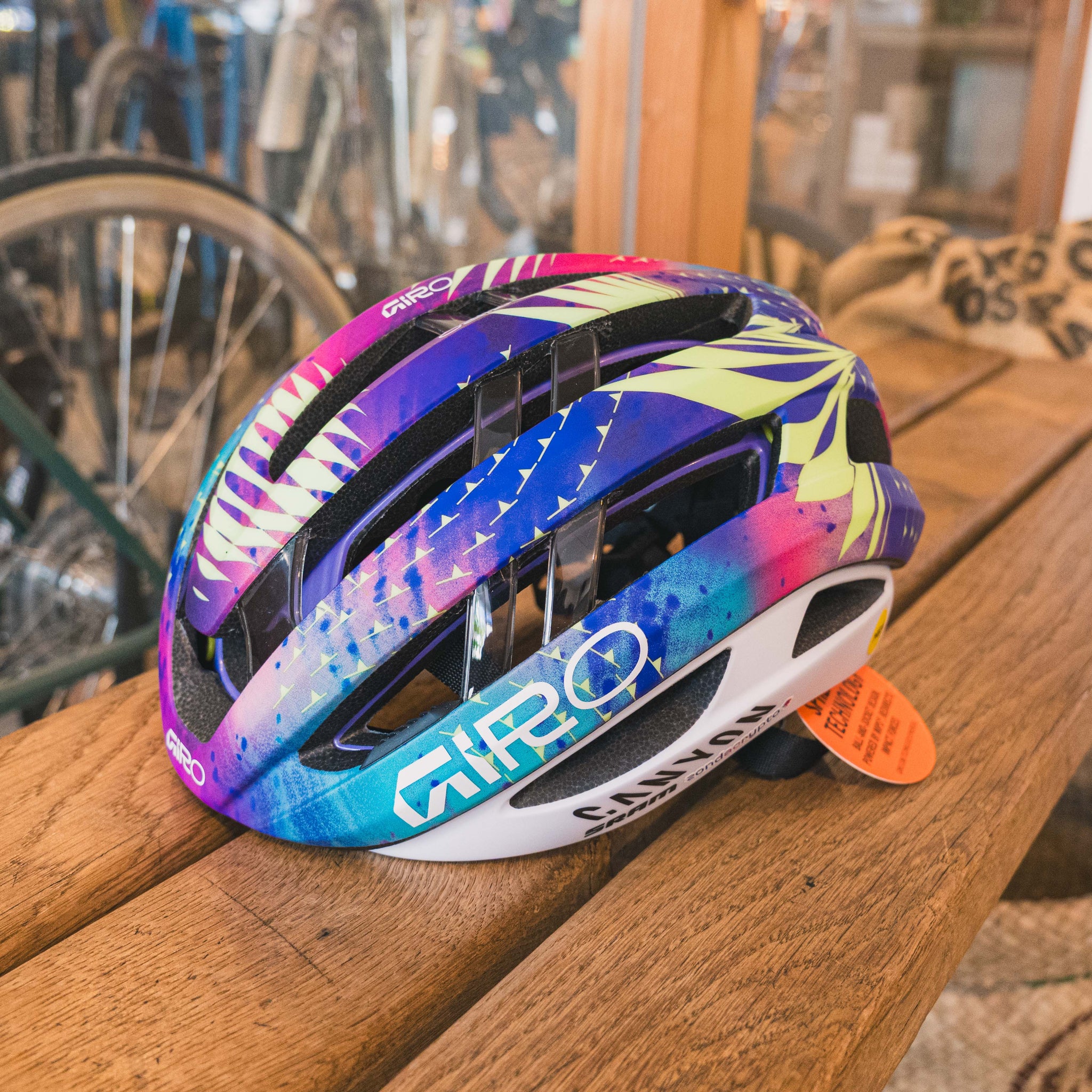 自転車ヘルメット GIRO・POC MIPS搭載 ロード・MTB – タグ 