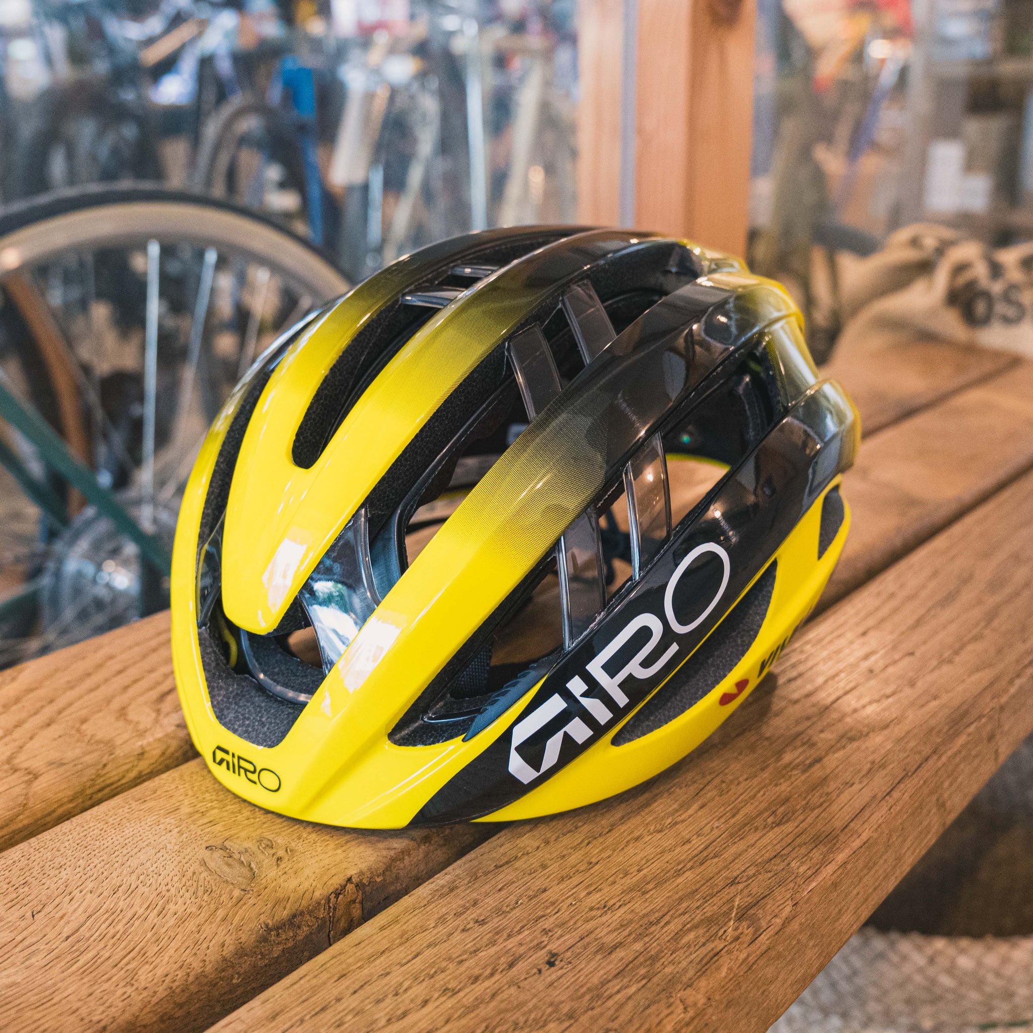 自転車ヘルメット GIRO・POC MIPS搭載 ロード・MTB – Grumpy Bike Shop