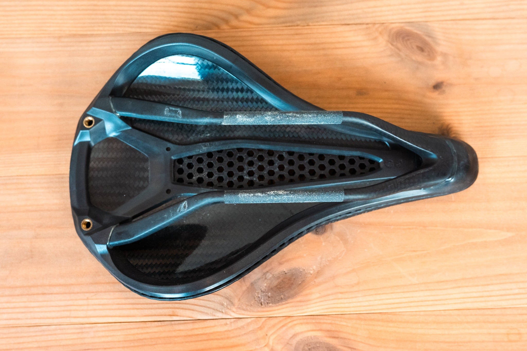 中古】S-WORKS POWER WITH MIRROR SADDLE 143mm サドル – Grumpy Bike Shop