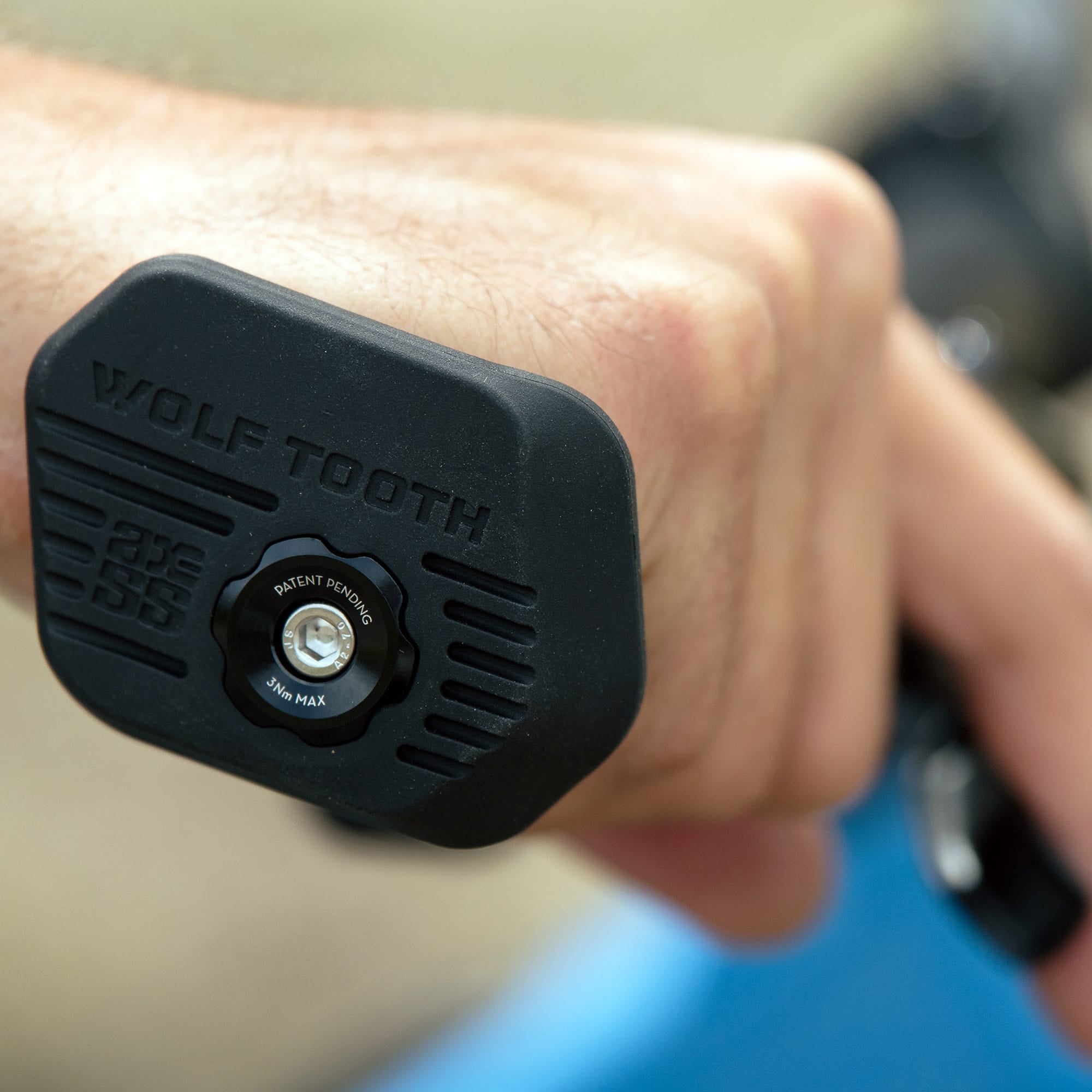 Wolf Tooth Locked-In Bar Ends ロックイン・バーエンド MTB ウルフ