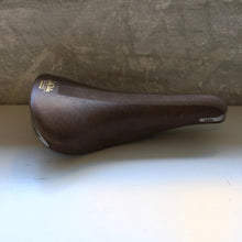 画像をギャラリービューアに読み込む, Selle italia milano TURBO
