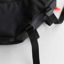 画像をギャラリービューアに読み込む, RESTRAP FRAME BAG MEDIUM 
