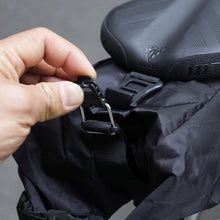 Load image into Gallery viewer, RESTRAP SADDLE PACK 4L
