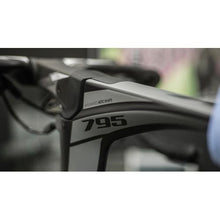 画像をギャラリービューアに読み込む, Muc-off MATT FINISH DETAILER 250ml - 商品画像 2
