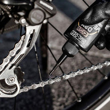 Load image into Gallery viewer, Muc-off eBIKE DRY CHAIN LUBE 50ml マックオフ チェーンルブ オイル 電動自転車 メンテナンス マウンテンバイク サイクリング - 商品画像 2
