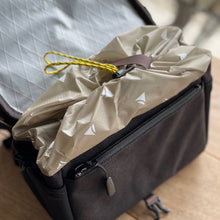 画像をギャラリービューアに読み込む, RawLow Mountain Works Bike’n Hike Front Bag  ロウロウマウンテンワークス バイクンハイク フロントバッグ（RawLow Mountain Works）の商品画像（写真3）

