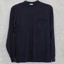Load image into Gallery viewer, Mike Foregt Merino Wool Base Layer Long Sleeve with Pocket Mike Foregt
