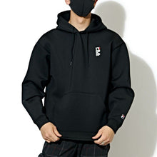 Load image into Gallery viewer, Chari&amp;Co × FILA URBAN LEO
