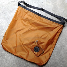 画像をギャラリービューアに読み込む, FAIRWEATHER Packable saco
