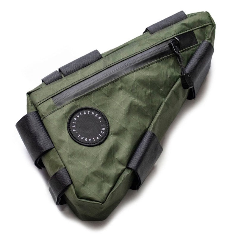 フェアウェザー　コーナーバッグ　ステムバッグ X-PAC 黒　BLUE LUG FAIRWEATHER Corner Bag X-PAC フェアウェザー – Grumpy Bike Shop