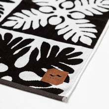 画像をギャラリービューアに読み込む, 【20%OFF】SLOWTIDE BEACH  TOWEL  KAPENA BLACK  101.6cmx177.8cm  スロータイド
