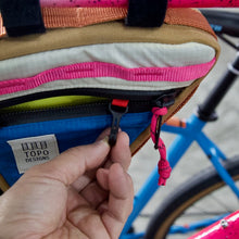 Load image into Gallery viewer, TOPO DESIGNS FRAME BIKE BAG トポデザイン フレームバッグ（Topo Designs）の商品画像（写真7）
