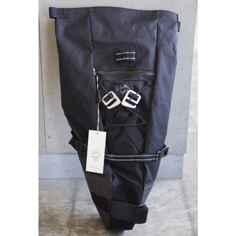 RawLow Mountain Works サドルバック　ブラック　 X-Pac RawLow Mountain Works Bike'n Hike Post Bag X-Pac ロウロウ