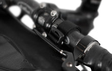 画像をギャラリービューアに読み込む, APIDURA エクスペディション ハンドルバーパック（9L）（Apidura）の商品画像（写真2）
